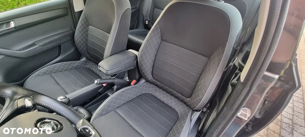 Skoda Fabia 1.0 TSI Ambition Plus - 27