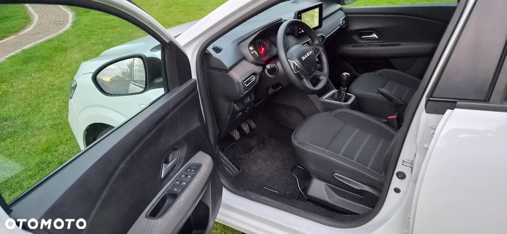Dacia Sandero - 11