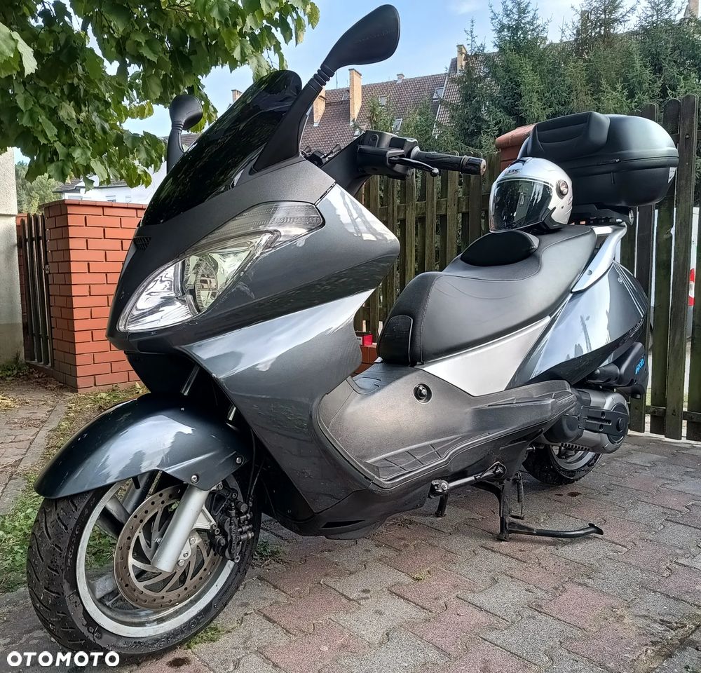 Aprilia Atlantic - 1