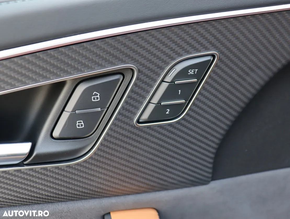 Audi RS Q8 RSQ8 Performance quattro Tiptronic MHEV - 13