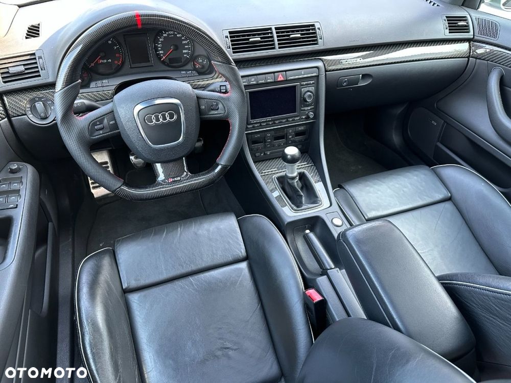 Audi RS4 Avant Avant - 29