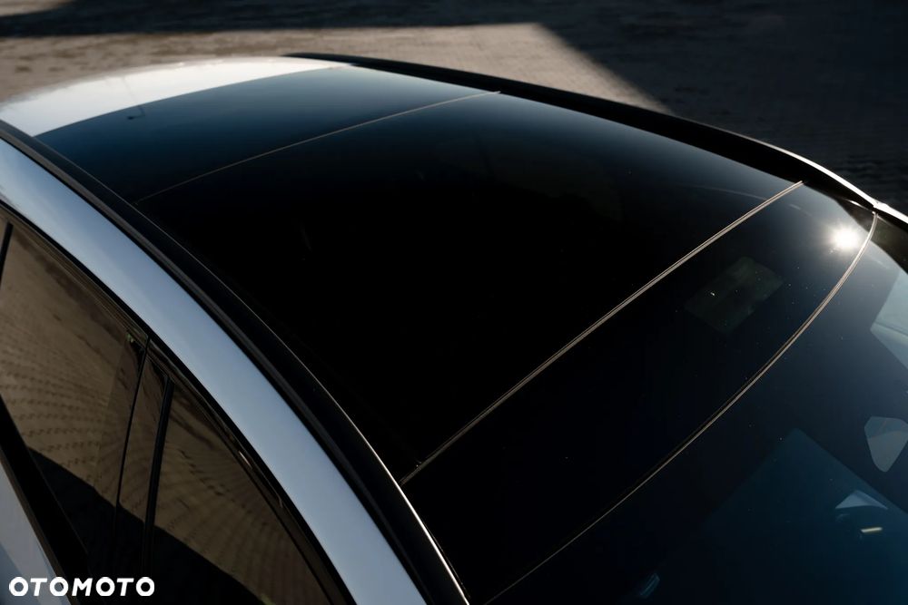 Mercedes-Benz Klasa E 220 d mHEV AMG 9G-Tronic - 21