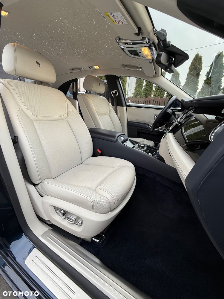 Rolls-Royce Ghost Standard - 18