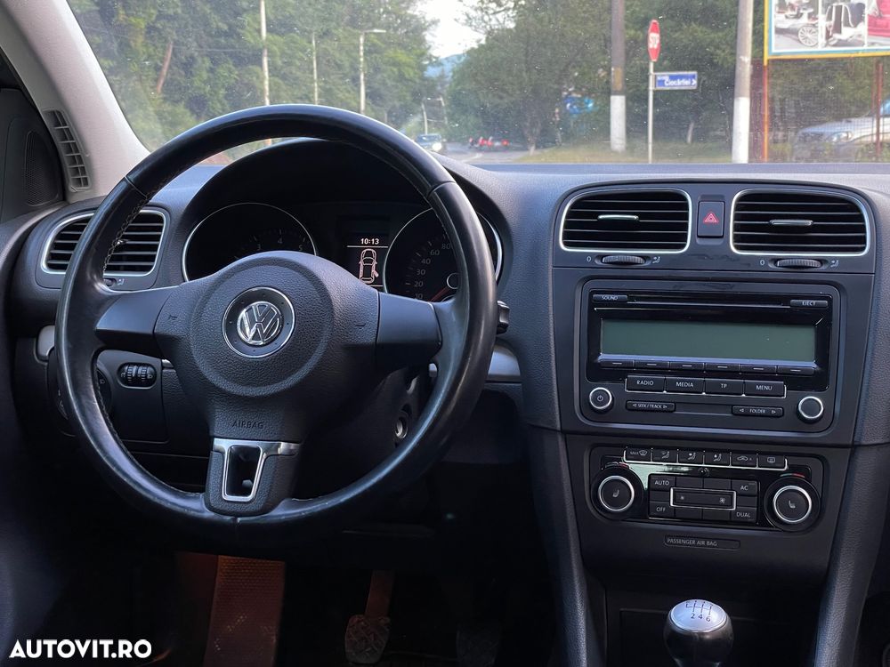 VOLKSWAGEN Golf 2011 — imagine 11