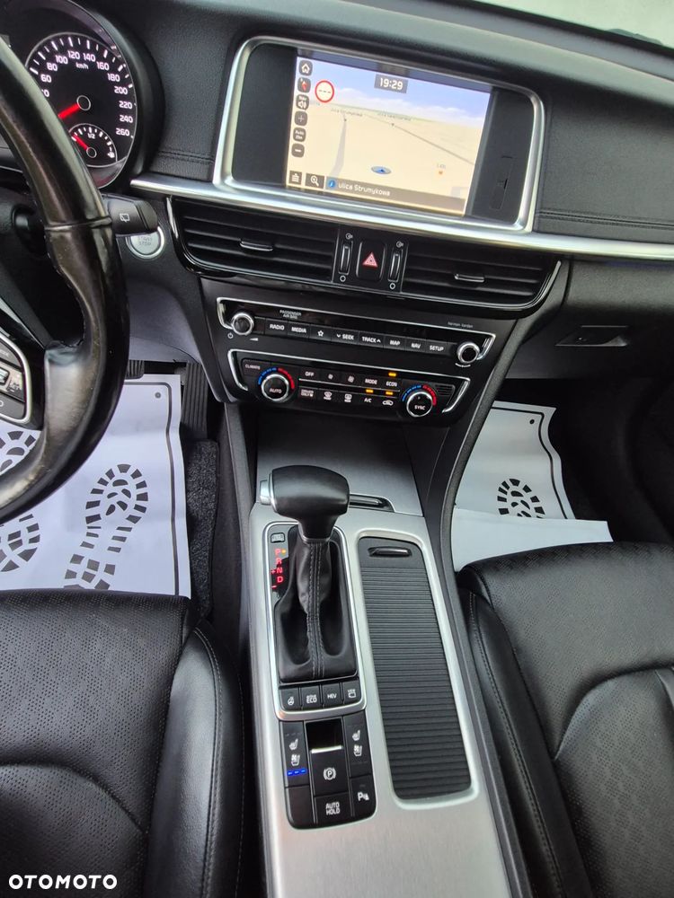 Kia Optima Plug-in Hybrid - 34