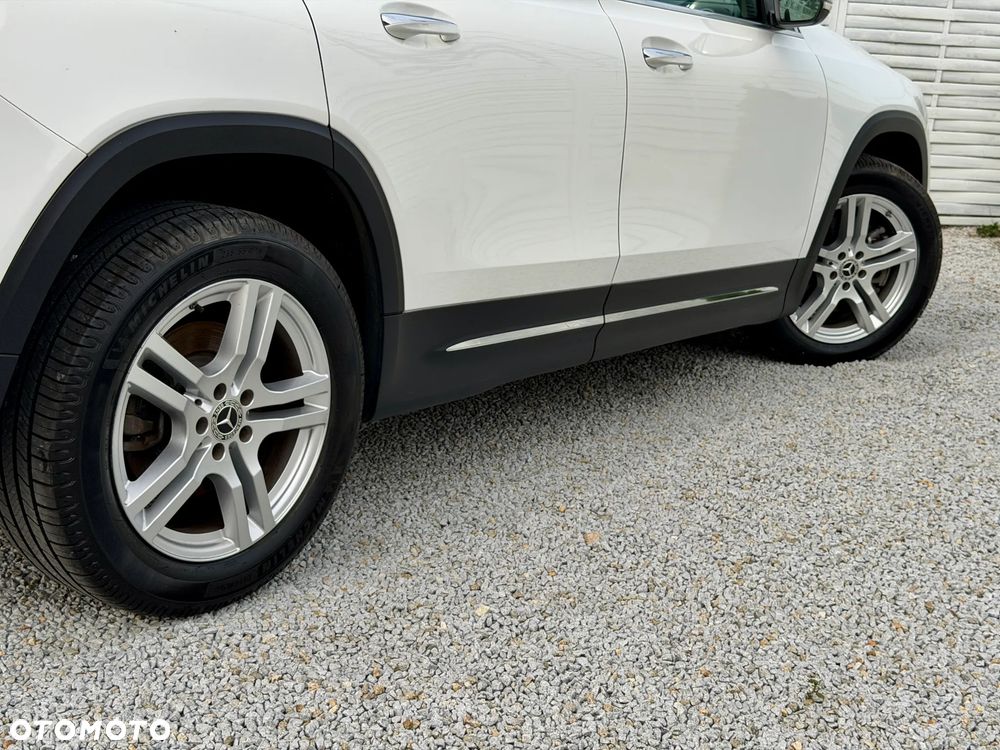 Mercedes-Benz GLB 250 4Matic 8G-DCT - 31
