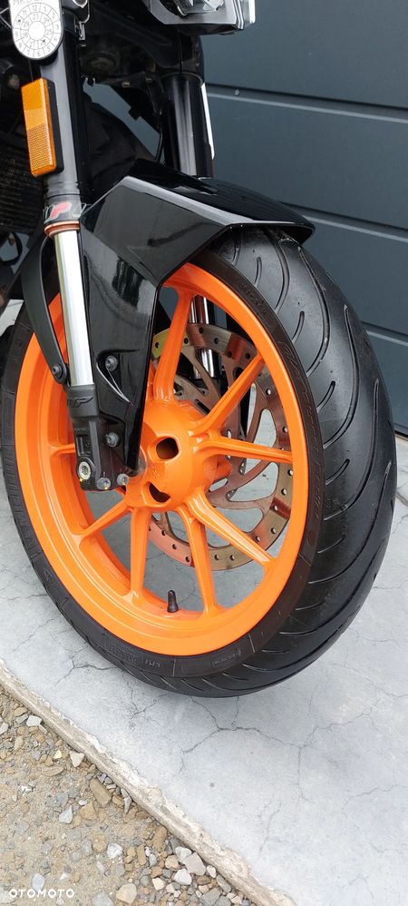 KTM Duke 125 - 18