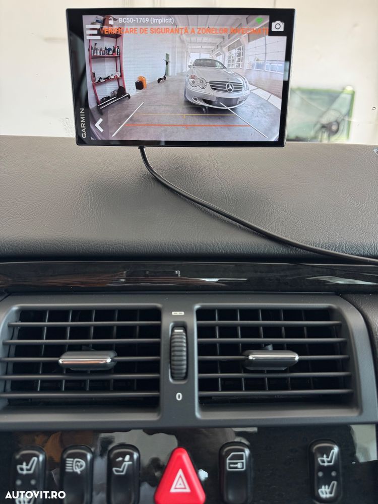 Mercedes-Benz E - 10