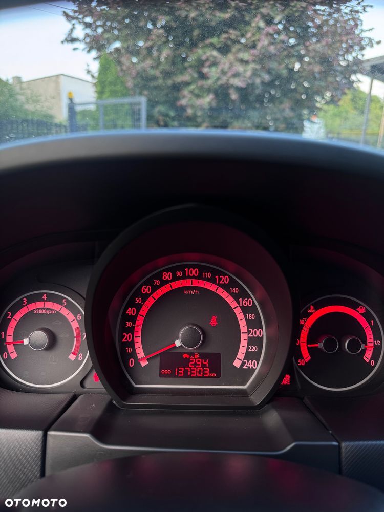 Kia Ceed 1.4 L - 12