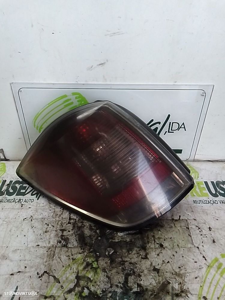 Farolim Stop Esq Opel Astra H Combi (A04) - 1