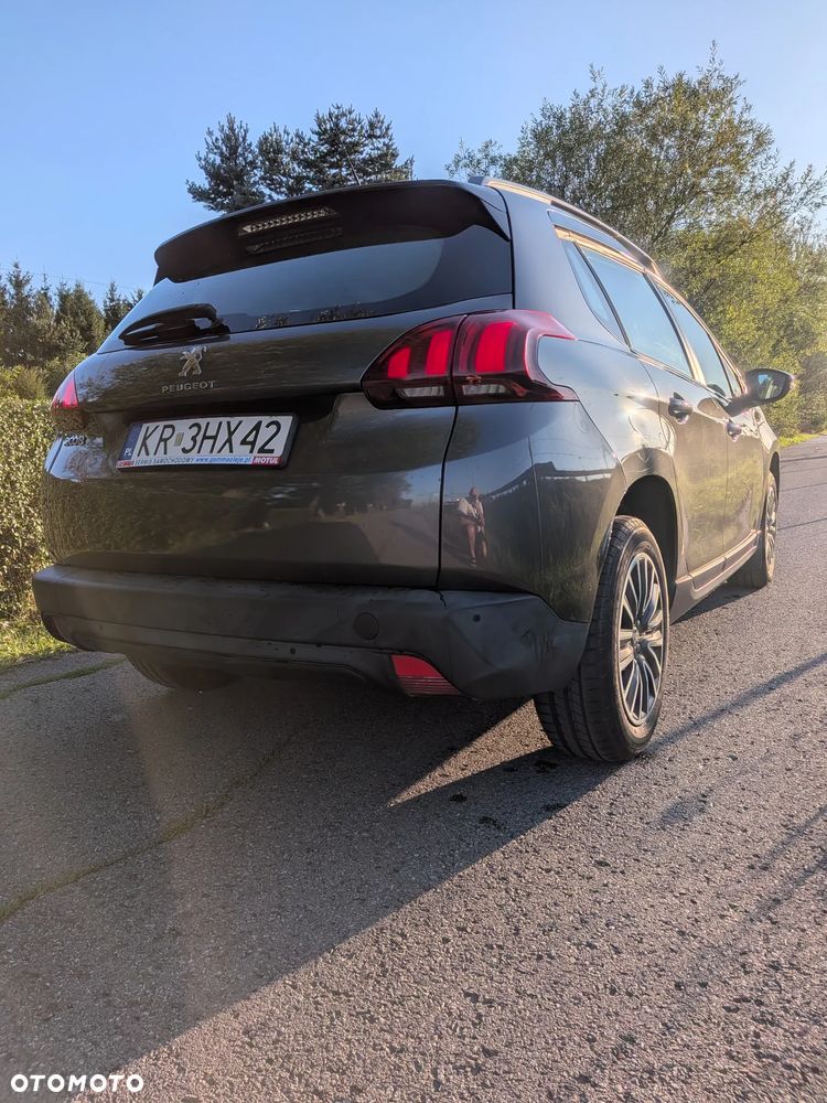 Peugeot 2008 1.2 Pure Tech Active S&S EAT6 - 3