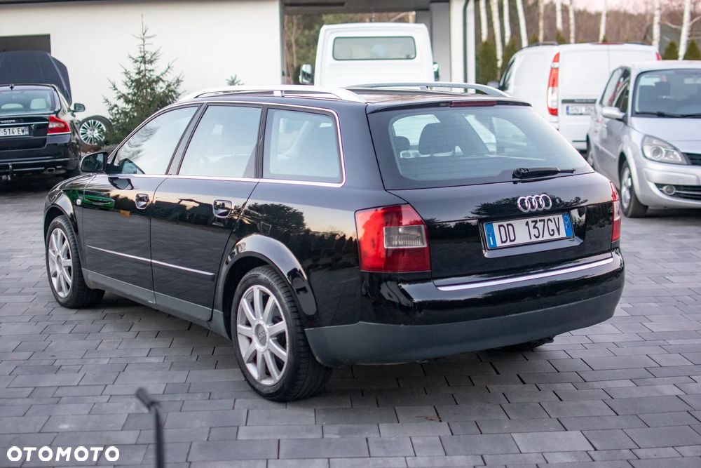 Audi A4 Avant - 17