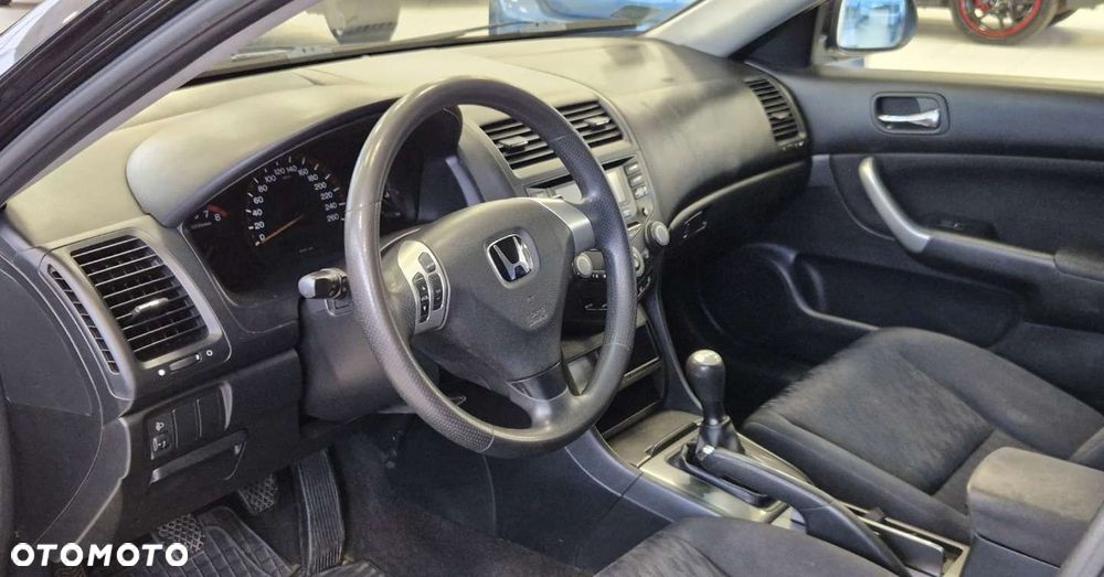 Honda Accord 2.0 i Comfort - 11