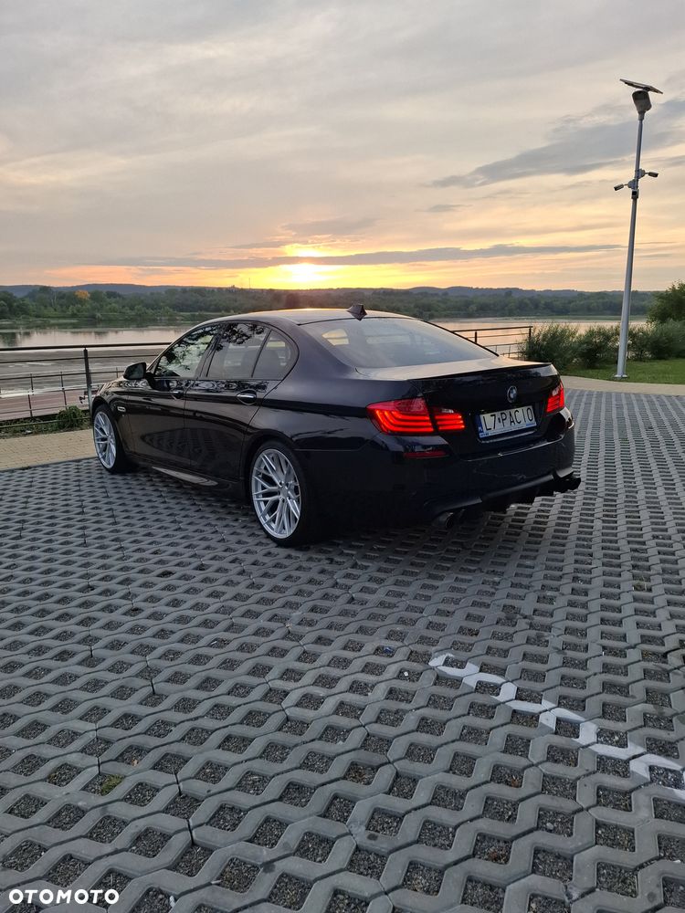 BMW Seria 5 535d xDrive Sport-Aut - 4