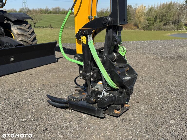 JCB HYDRADIG 110W - 13