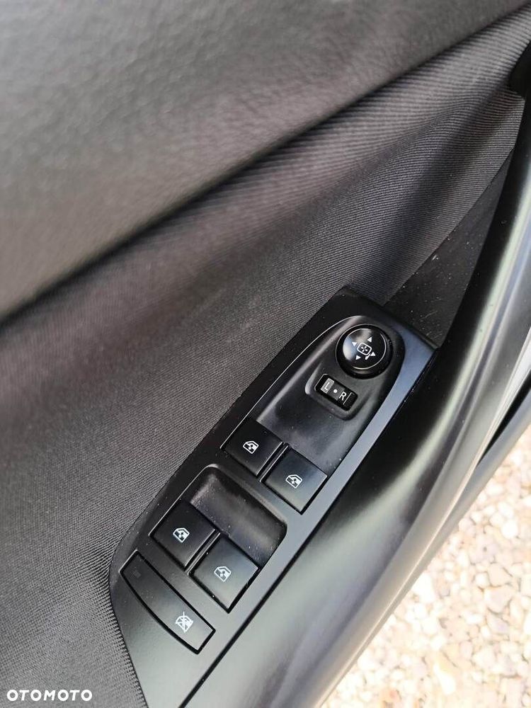 Opel Astra 1.2 T 2020 S&S - 19