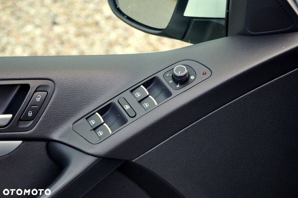 Volkswagen Tiguan - 37