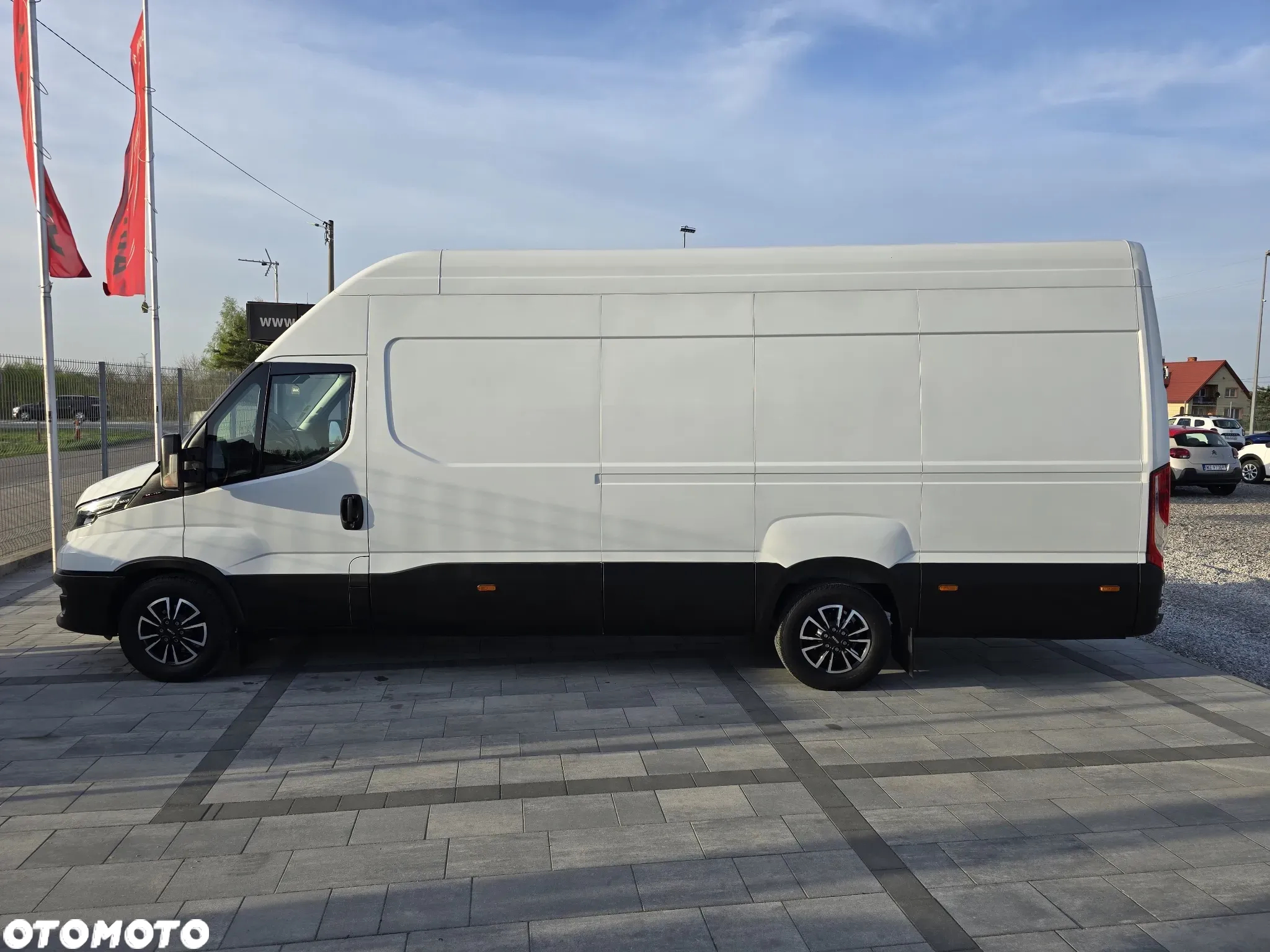 Iveco Daily 35S18  180KM Maxi L4H3 - 12