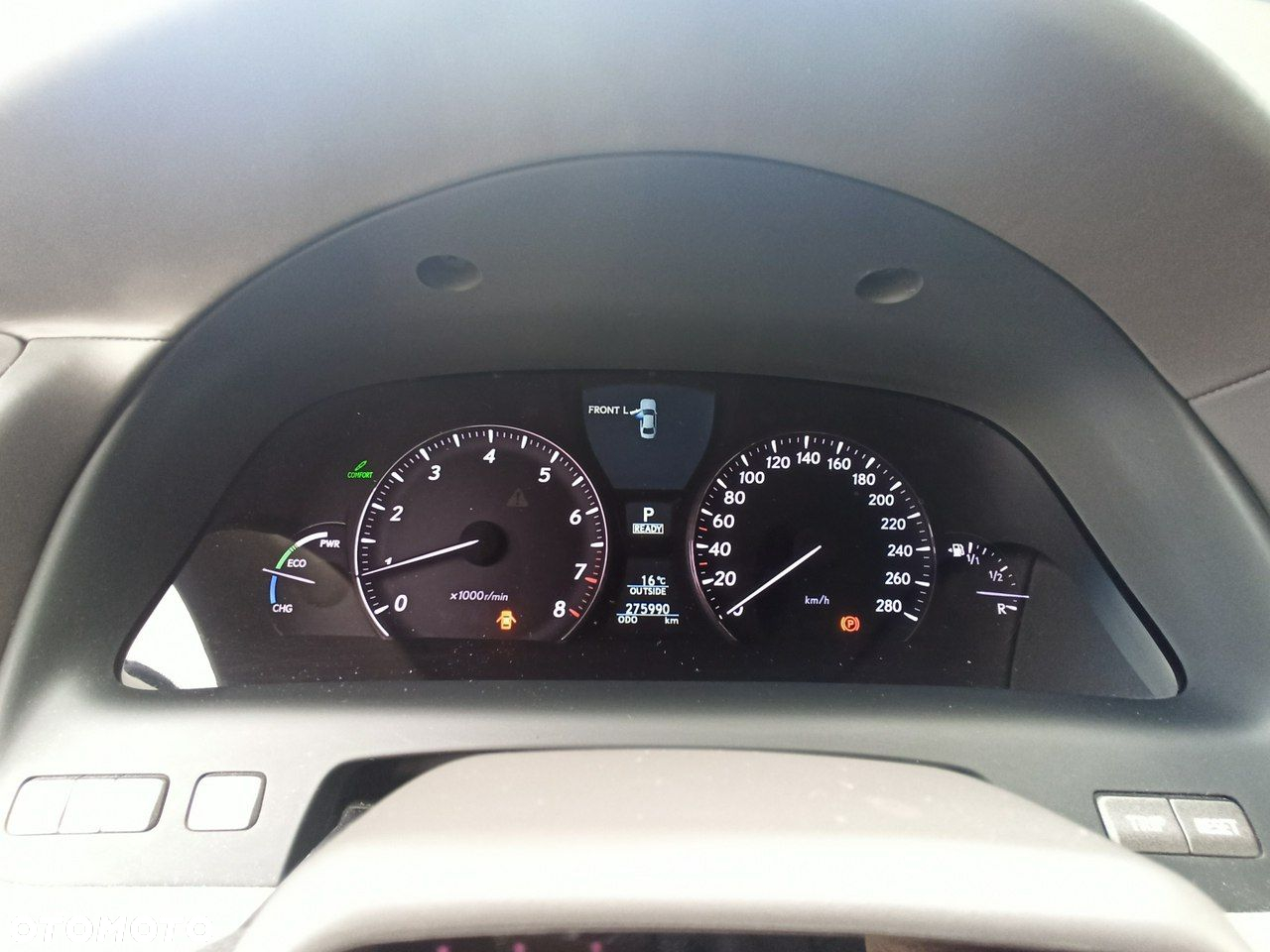 Lexus LS - 14
