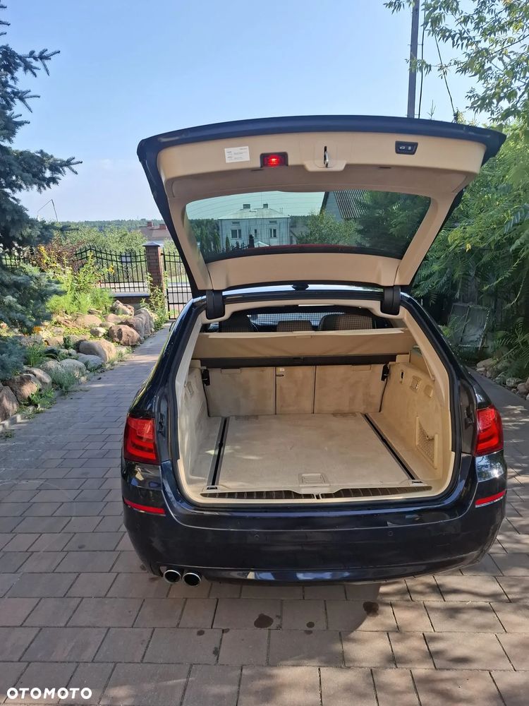 BMW Seria 5 530d xDrive - 5