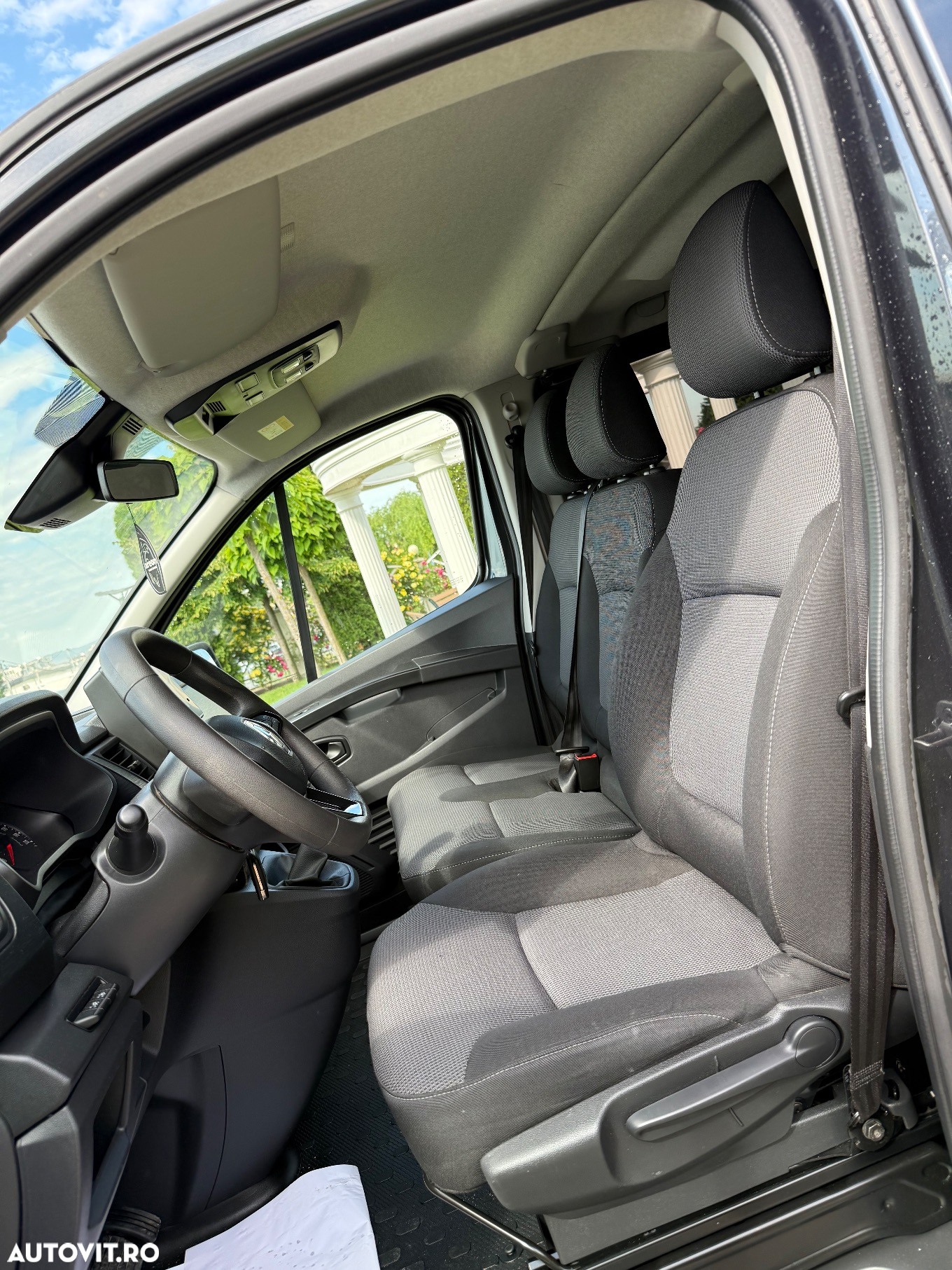 Renault Trafic Combi 2.0 Blue dCi 110 S&S L1 8+1 Life - 21