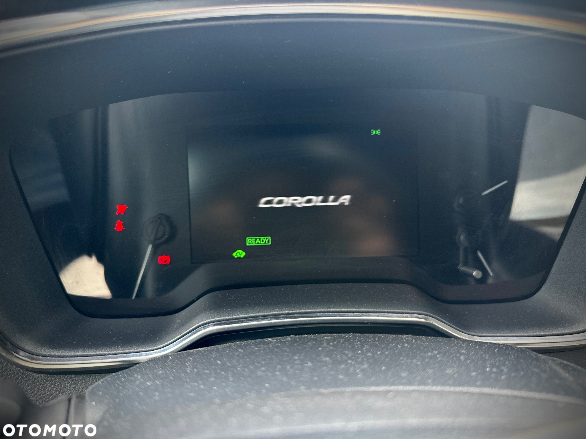 Toyota Corolla 1.8 Hybrid Comfort - 27