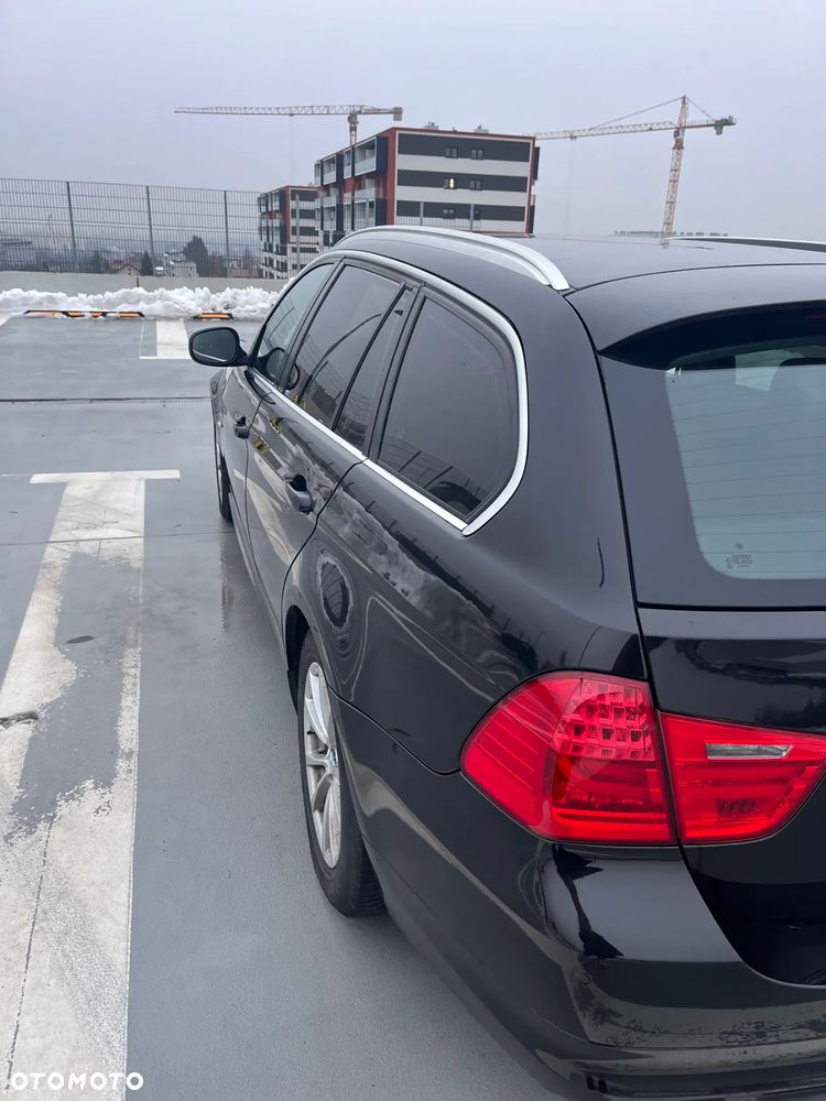 BMW Seria 3 320d DPF - 10