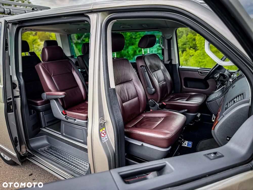 Volkswagen Multivan - 9
