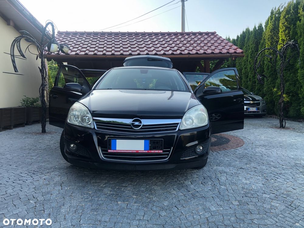 Opel Astra 1.4 EcoFLEX Design Edition - 2