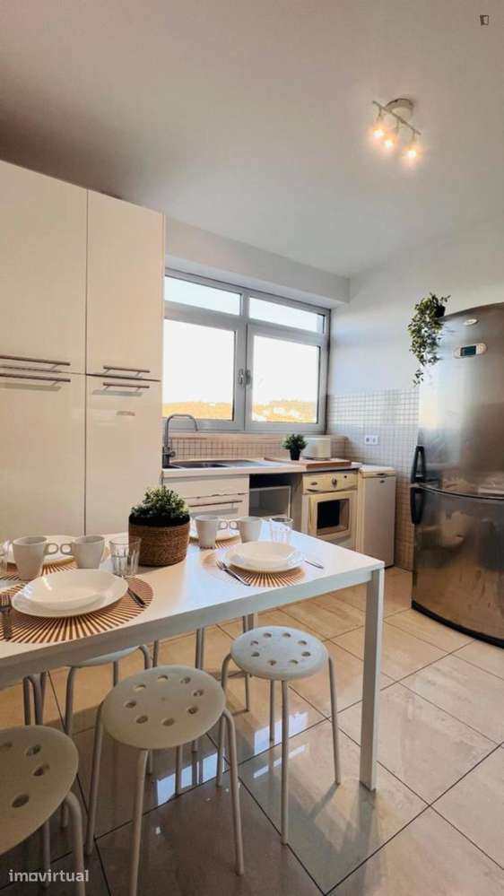 Quarto - localizado em Olivais Coimbra - Grande imagem: 4/11