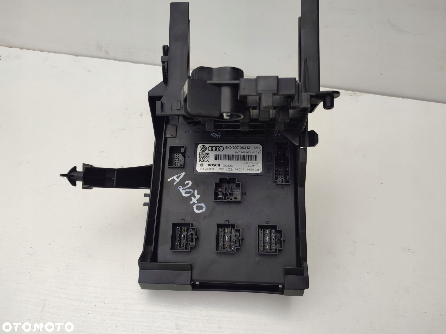 Moduł komfortu AUDI A4 B8 EUROPA 8K0907063M ORYGINAŁ - 1