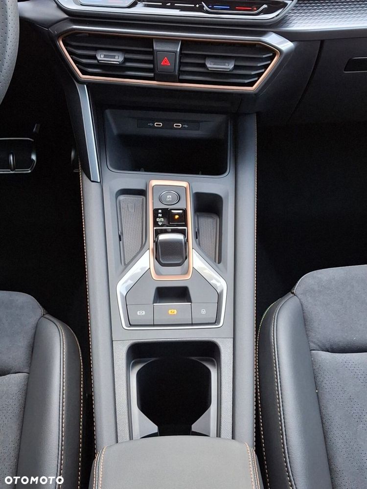 Cupra Formentor 2.5 TSI 4Drive VZ5 DSG - 33