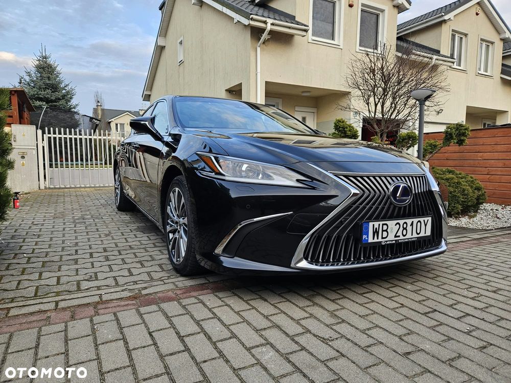 Lexus ES - 6