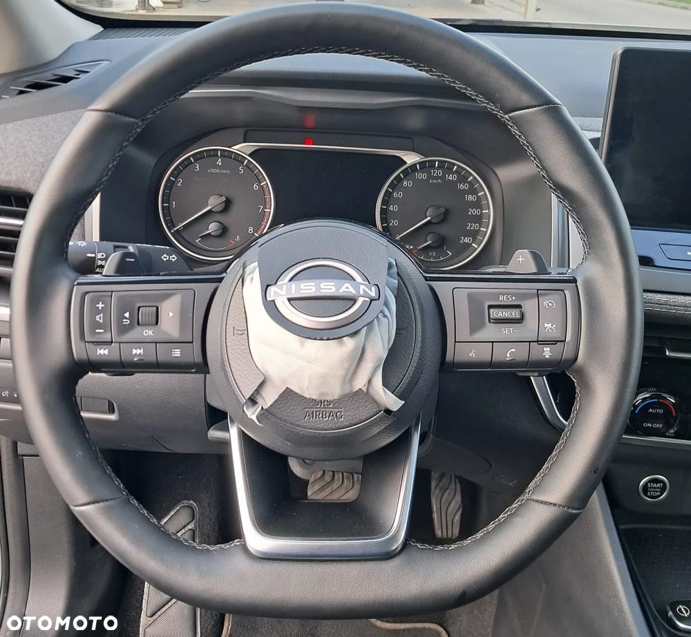 Nissan Qashqai 1.3 DIG-T MHEV N-Connecta Xtronic - 26