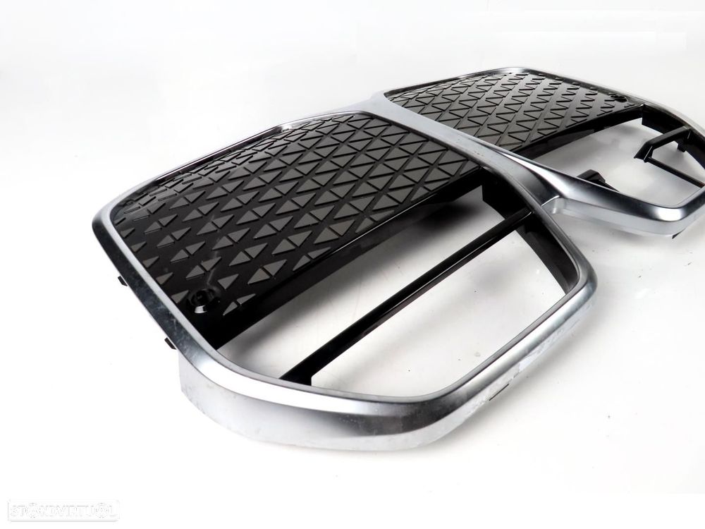 Grelha Frontal LCI Usado / Original BMW i4 (G26) 51135A79D29 - 5