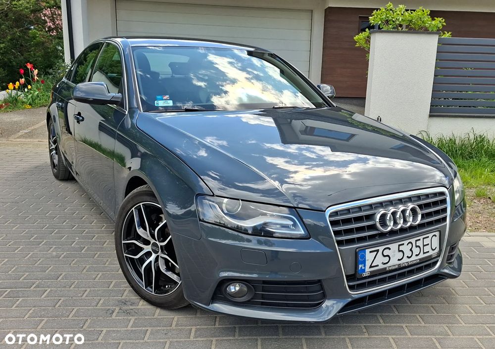 Audi A4 Limousine 1.8 TFSI S line Sportpaket - 2