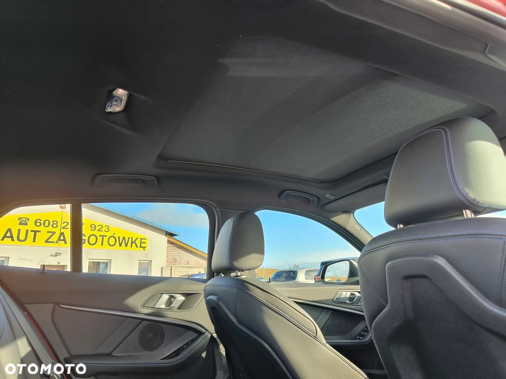 BMW Seria 1 M135i xDrive - 14