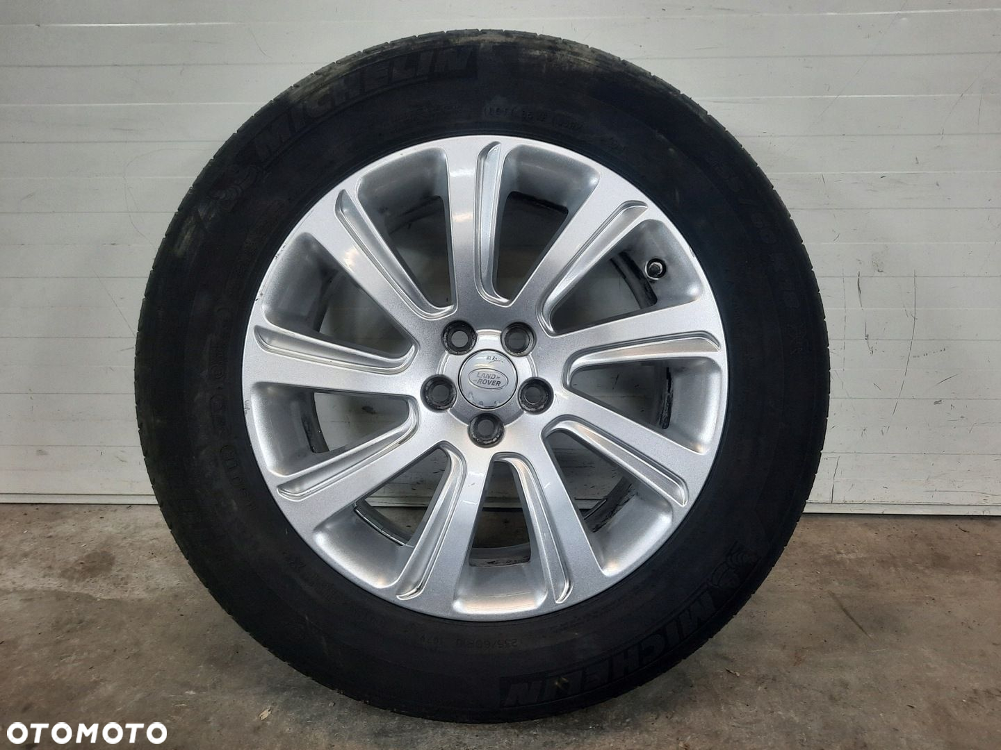 KOŁA FELGI ALUMINIOWE LAND ROVER DISCOVERY SPORT 5x108 18 8J ET45 - 7