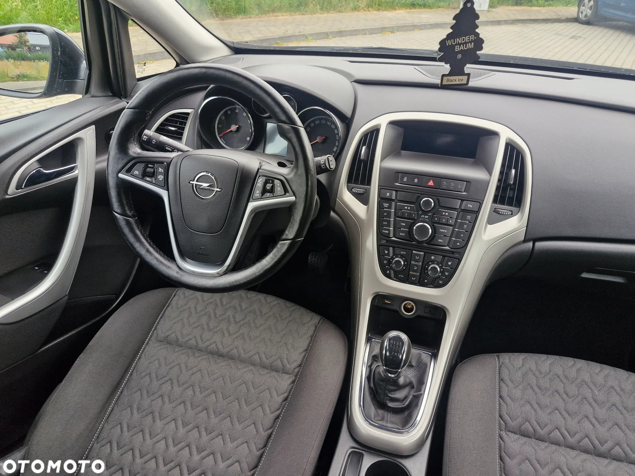 Opel Astra 1.4 Turbo Cosmo - 17