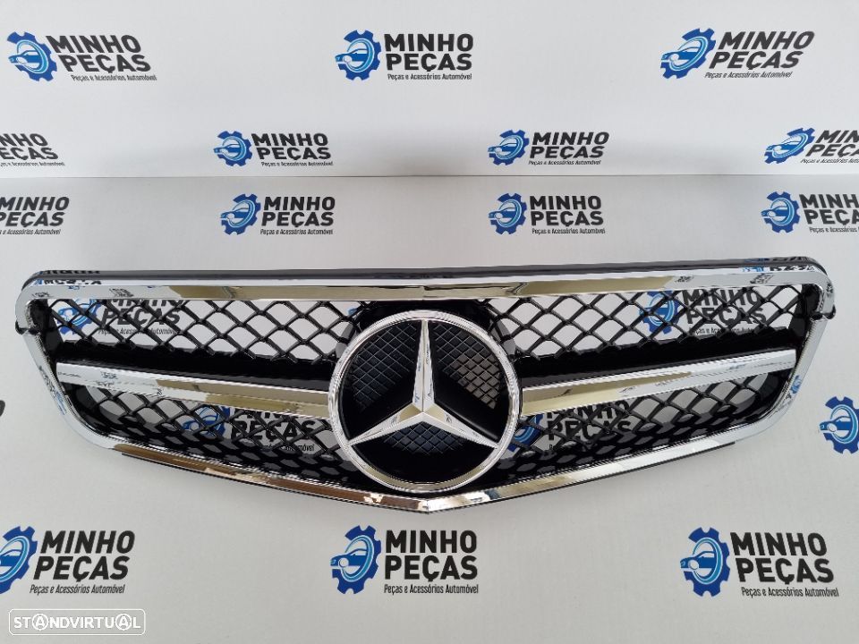 Grelha Mercedes Classe C (W204) Look C63 AMG - 2
