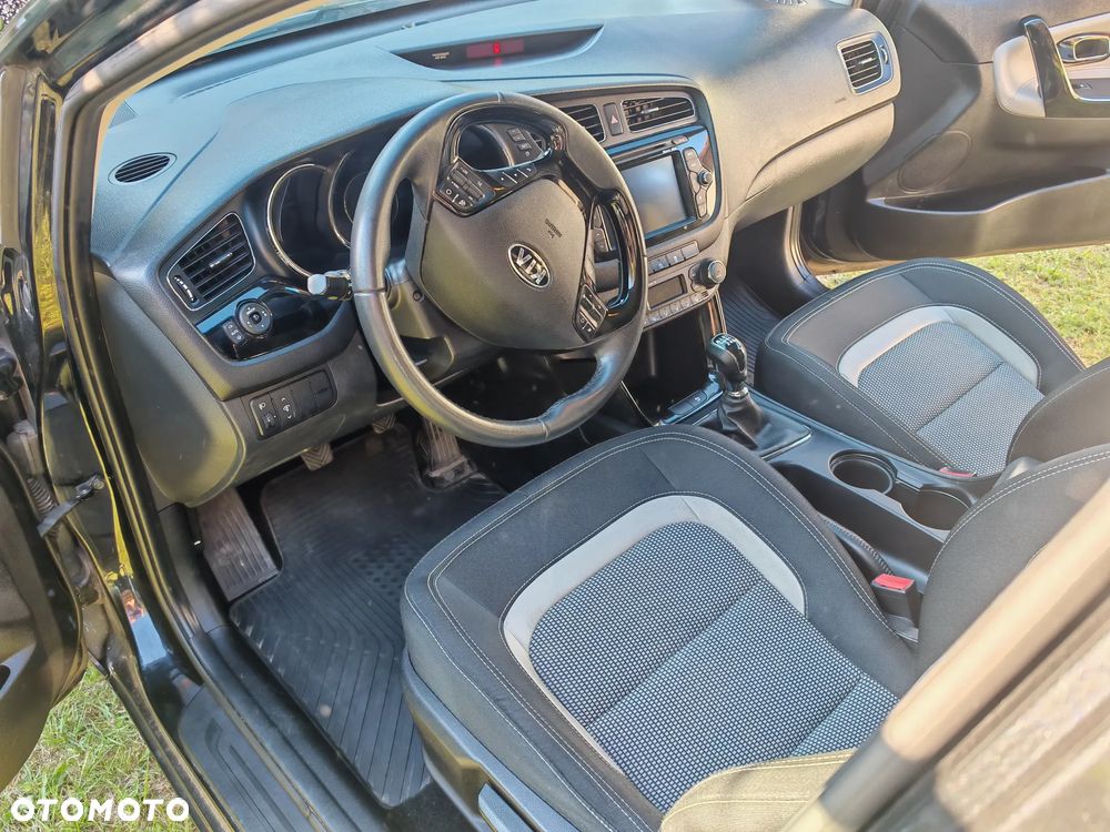 Kia Ceed 1.6 CRDi M - 17
