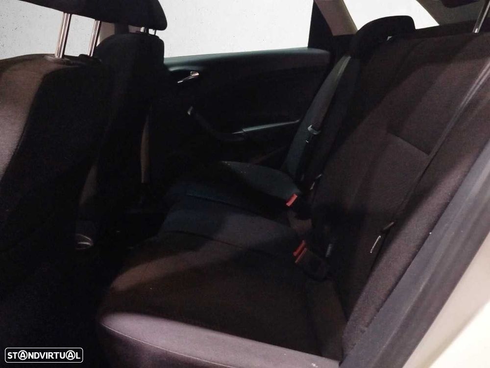 SEAT Ibiza ST 1.2 TSI FR - 11