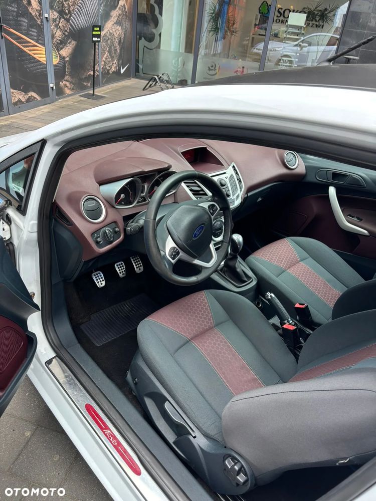 Ford Fiesta 1.4 Titanium - 17