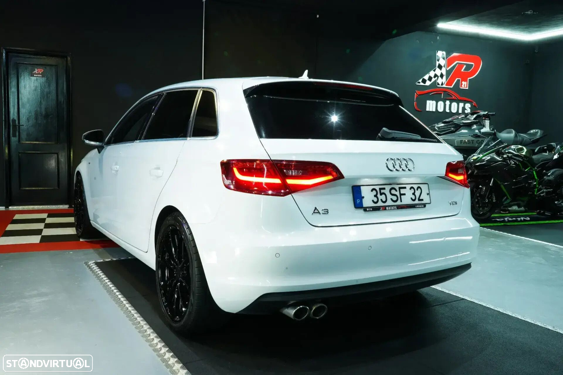 Audi A3 Sportback 2.0 TDI S-line S tronic - 9