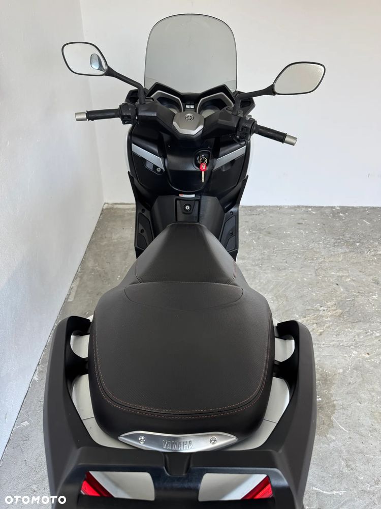 Yamaha X-max - 21