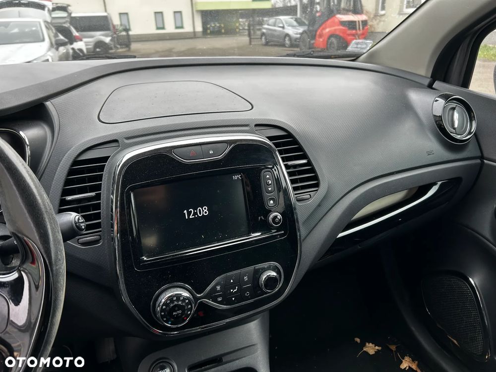 Renault Captur - 22