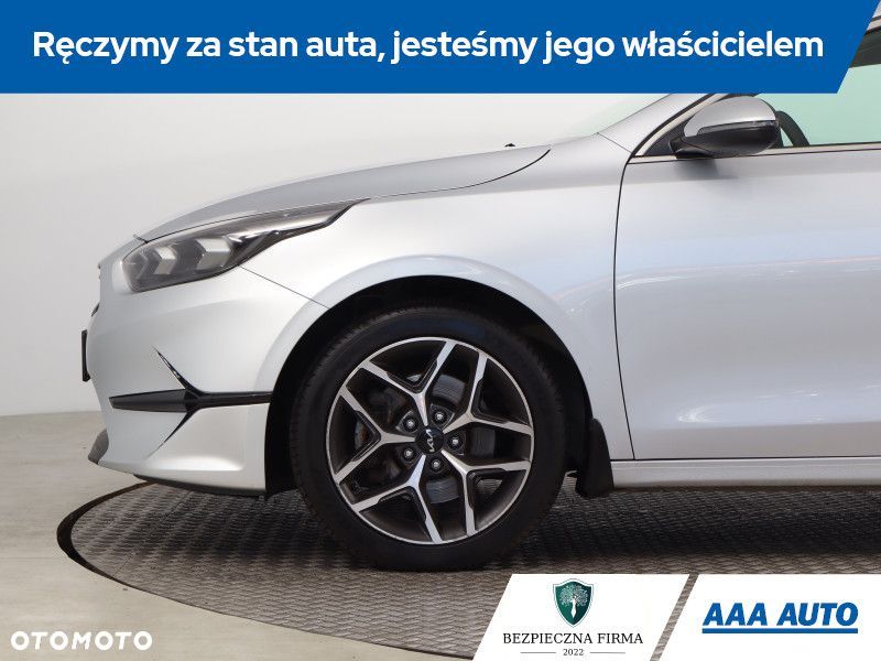 Kia Ceed - 16