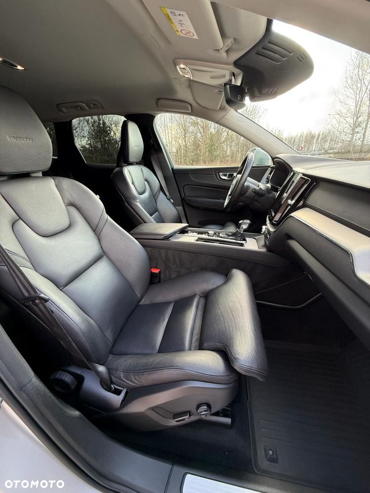 Volvo XC 60 T5 GPF Inscription - 13