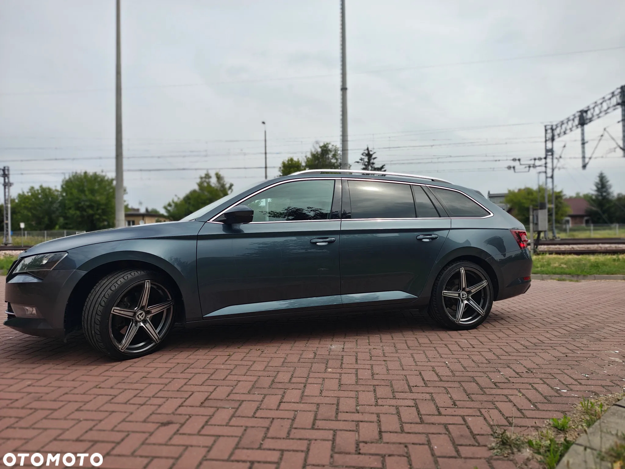 Skoda Superb 2.0 TDI Ambition DSG7 - 7