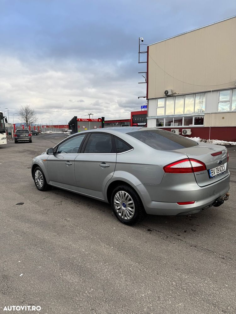 Ford Mondeo 2.0 TDCI Titanium X - 2